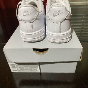 Sneakers for Girl or Boy Nike White Air Force 1